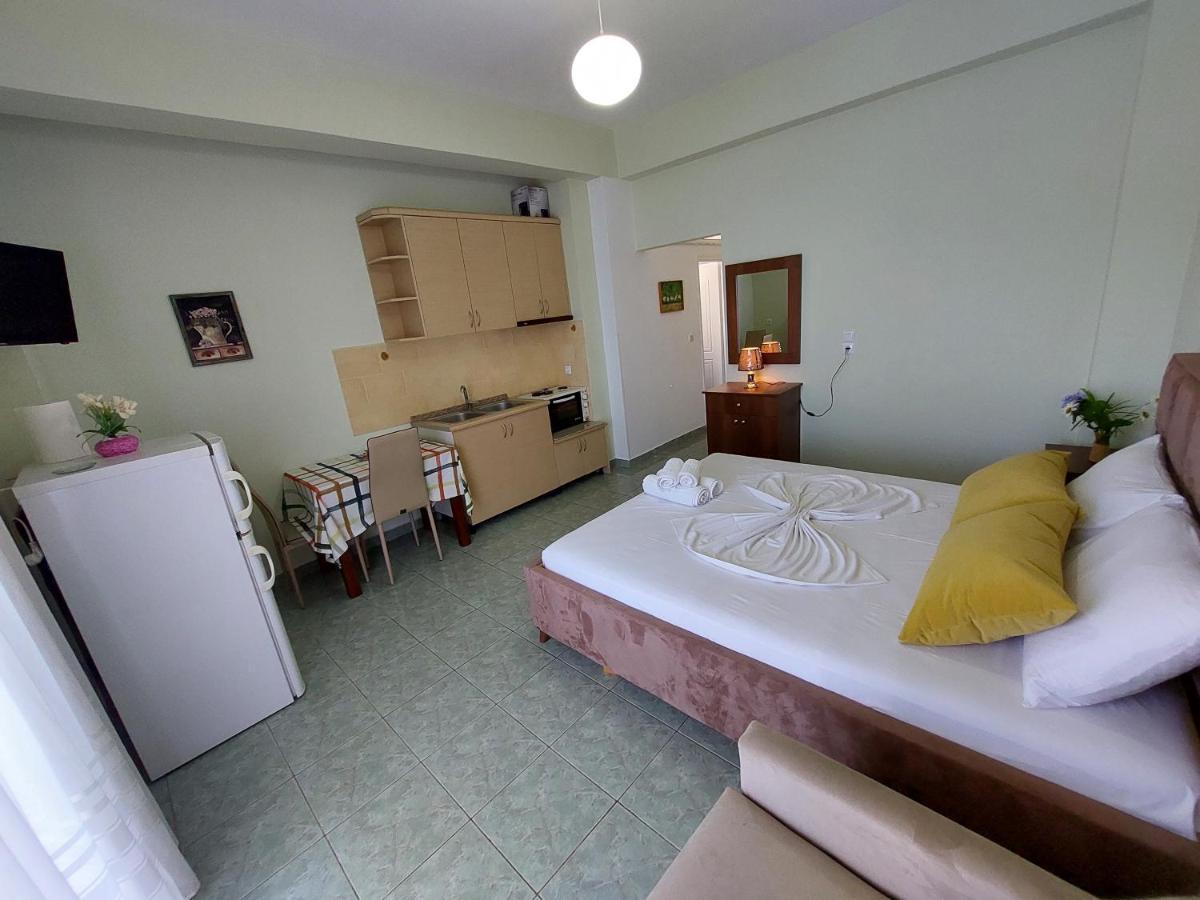 The Sun House Apartman Saranda Kültér fotó
